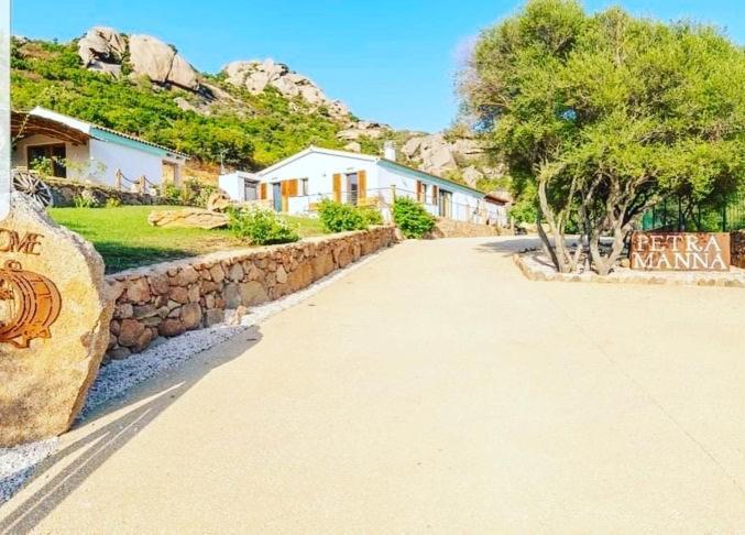 Tenuta Petra Manna Palau Εξωτερικό φωτογραφία